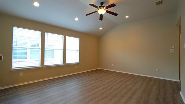 Building Photo - 2028 Wildwood Dr