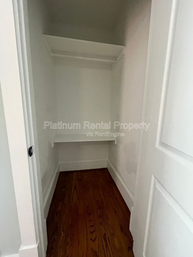 Building Photo - 301 Fletcher St SW