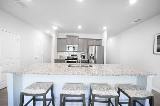 Building Photo - 257 Whitetail Cir