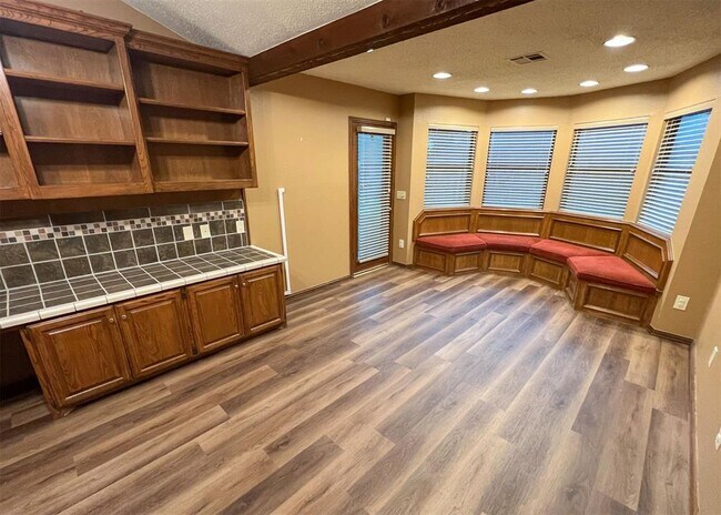 Building Photo - 14008 Apache Dr