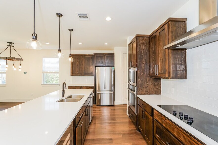 Building Photo - 8551 Mulligan Pass