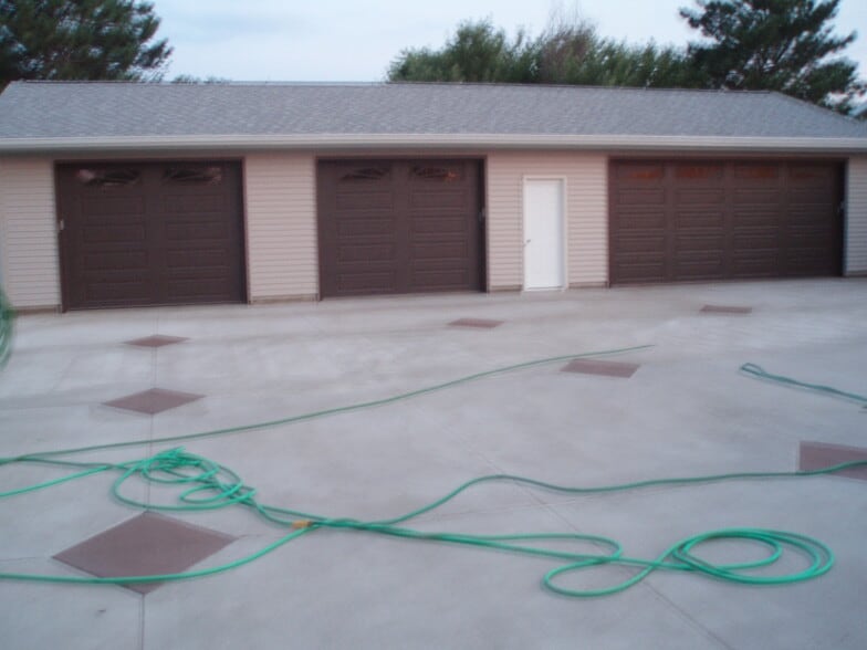 Back Garage - 1012 10th Ave N