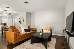 Building Photo - 10339 Joaquin Dr