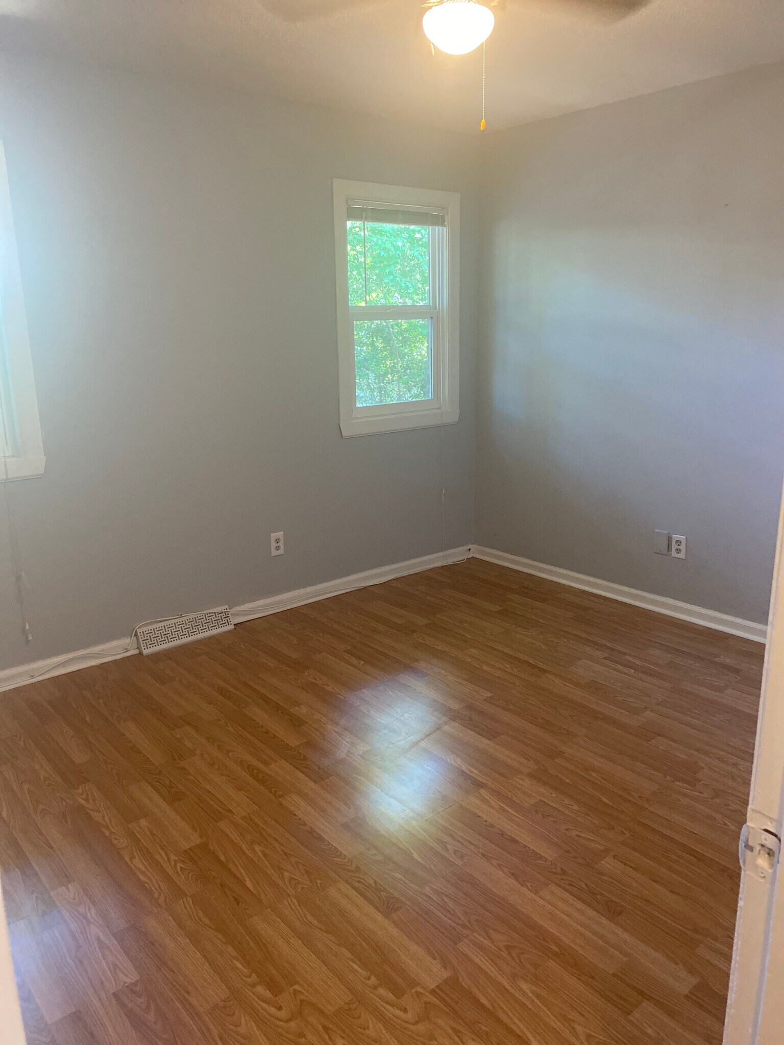 Building Photo - 286 Fleming Rd