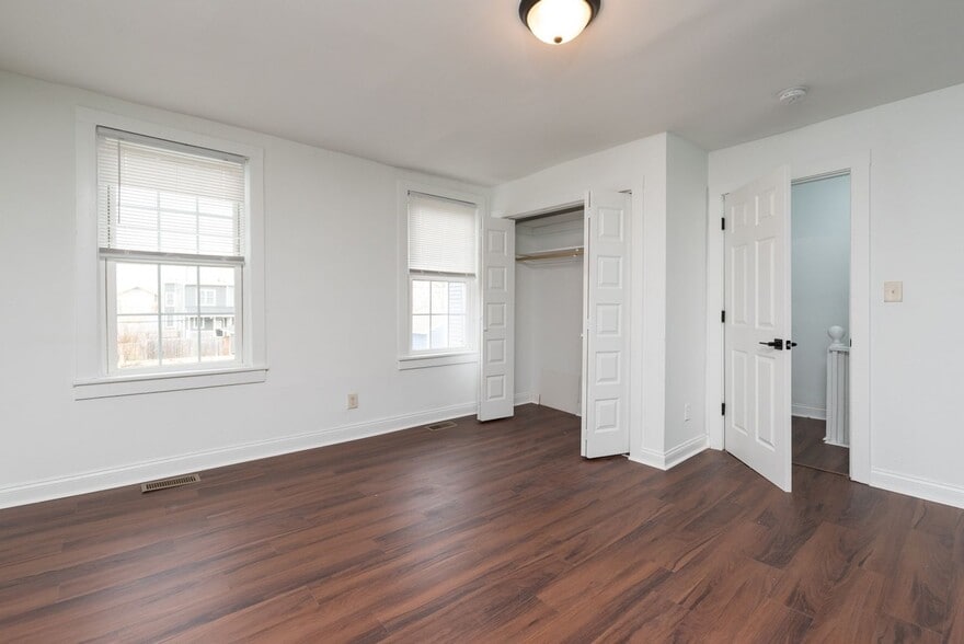 Building Photo - 1218 N 27th St