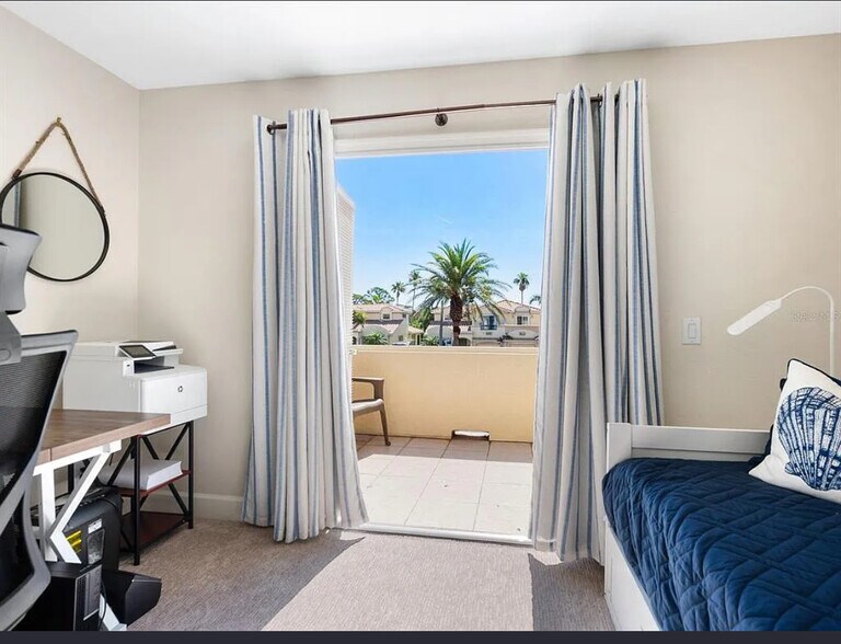 Building Photo - 1164 Beachcomber Ct