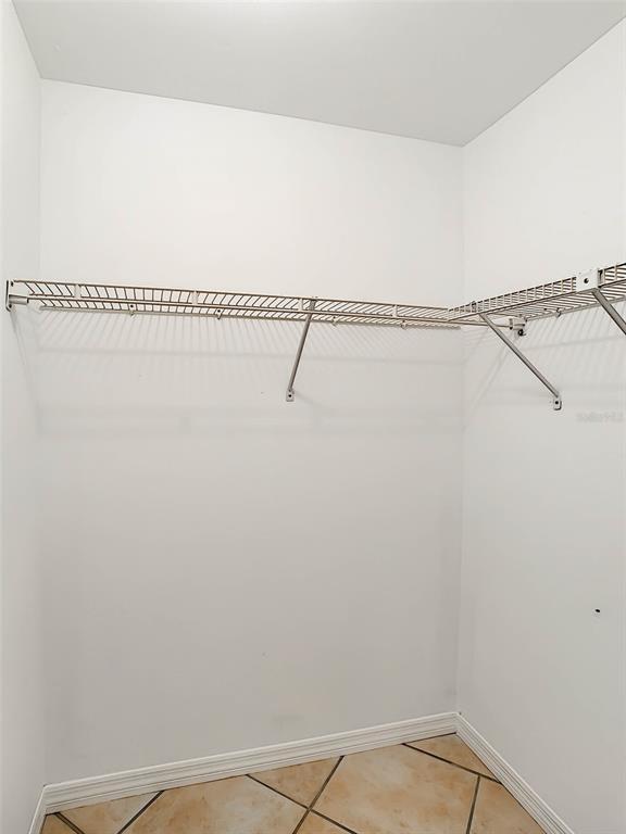 Building Photo - 2375 Bendway Dr
