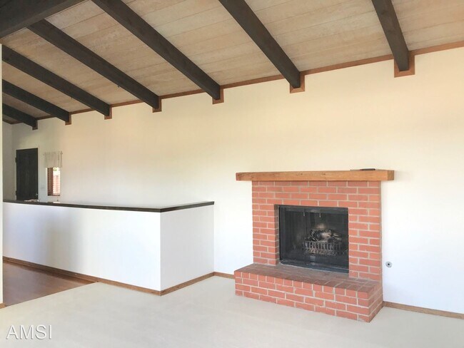 Primary Photo - 2 br, 1.5 bath House - 126 Tiburon Blvd
