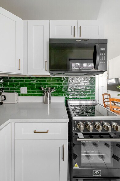 Building Photo - 120 S Fairchild St