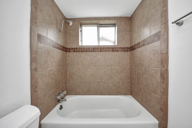 Building Photo - 10327 Sageburrow Dr