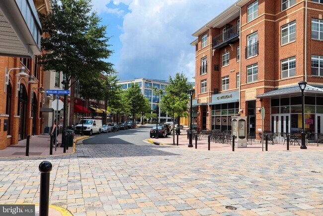 Building Photo - 12929 Centre Park Cir