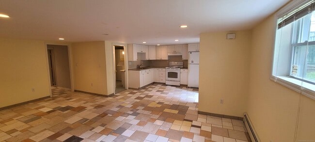 Building Photo - 76 Havemeyer Ln