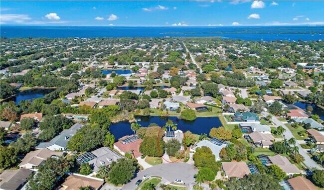 Building Photo - 8344 9th Ave Terrace NW