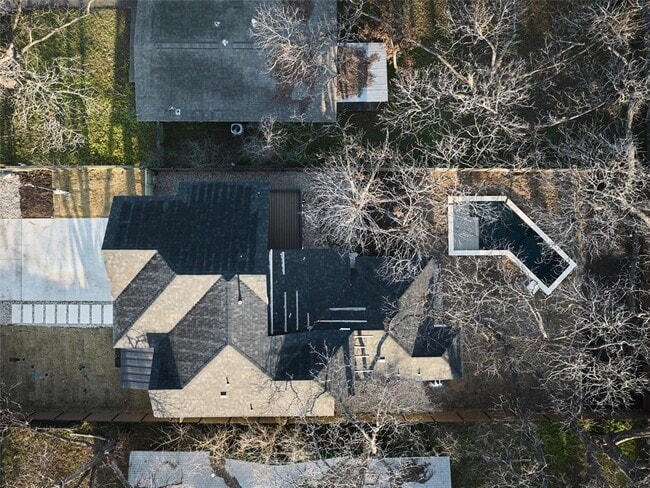 Building Photo - 3210 Thompson St