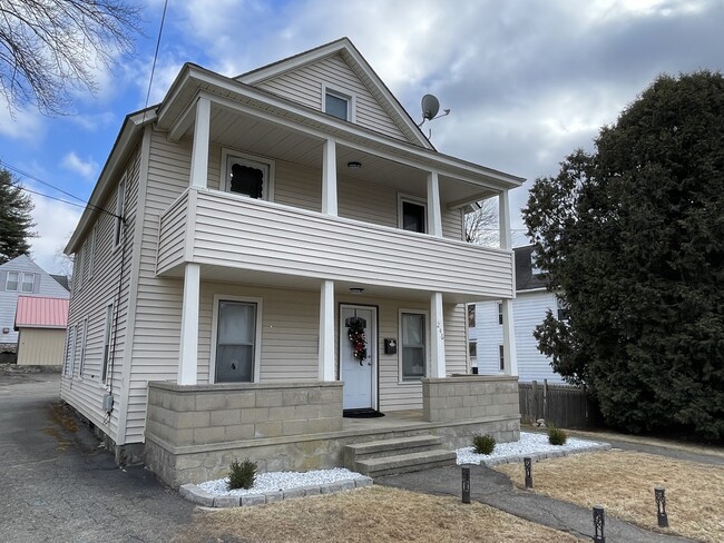 Building Photo - 246 Brightwood Ave