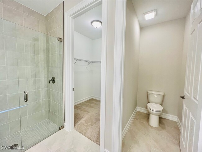 Building Photo - 850 Enbrook Lp