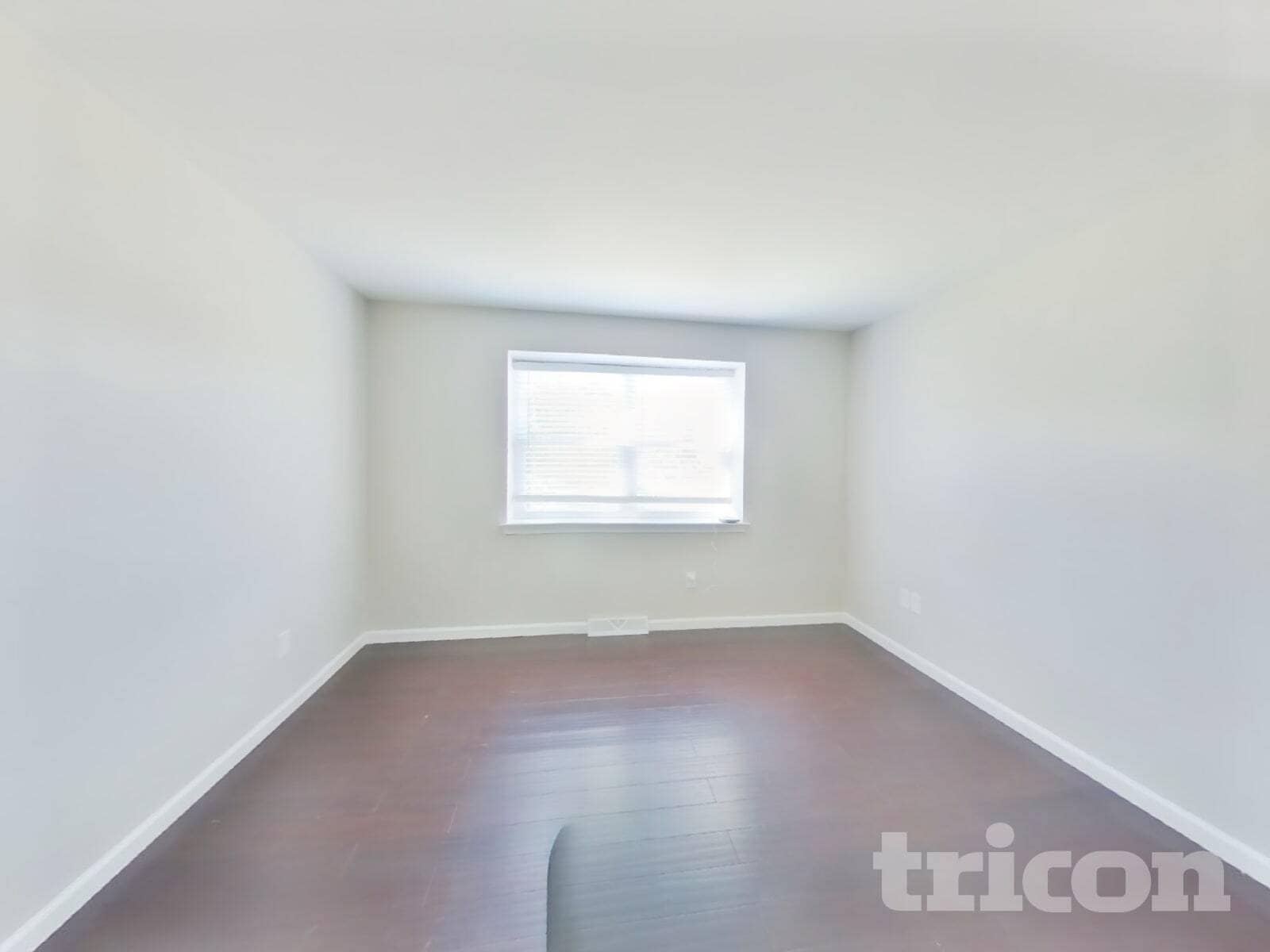 Building Photo - 3 Meadow Glen Rd