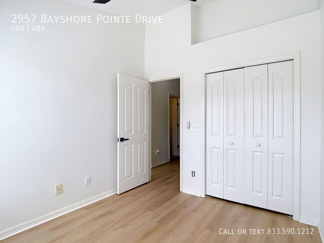 Building Photo - 2957 Bayshore Pointe Dr