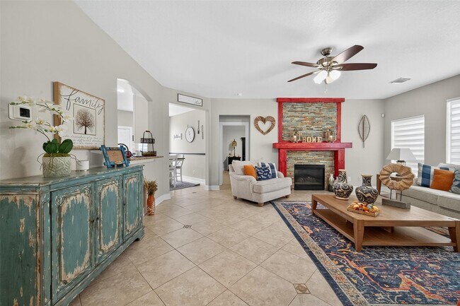 Building Photo - 3718 Garden Green Trail