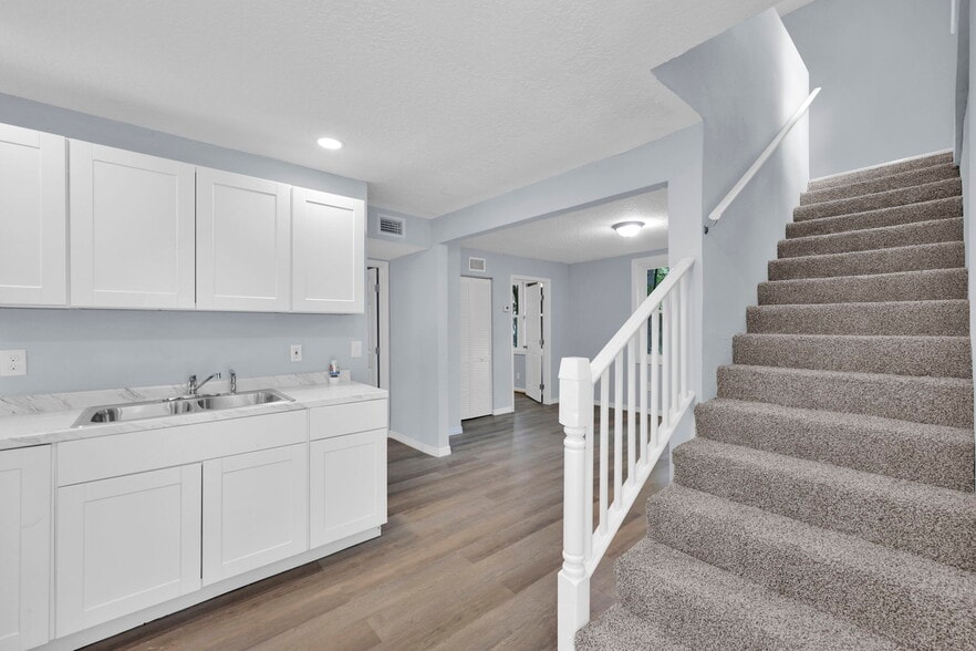 Building Photo - 3053 Fitzgerald St