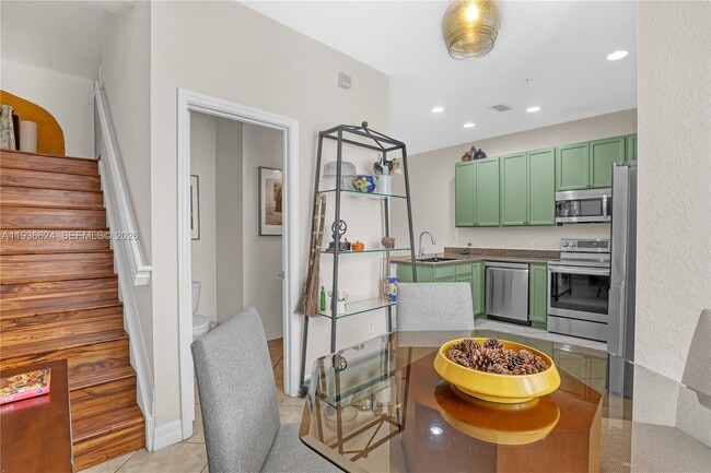 Building Photo - 104 Harbors Way