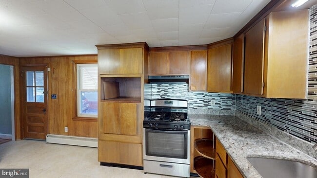 Building Photo - 16 Patapsco Rd