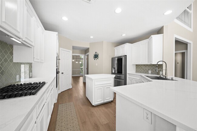 Building Photo - 3006 Brooks Ct