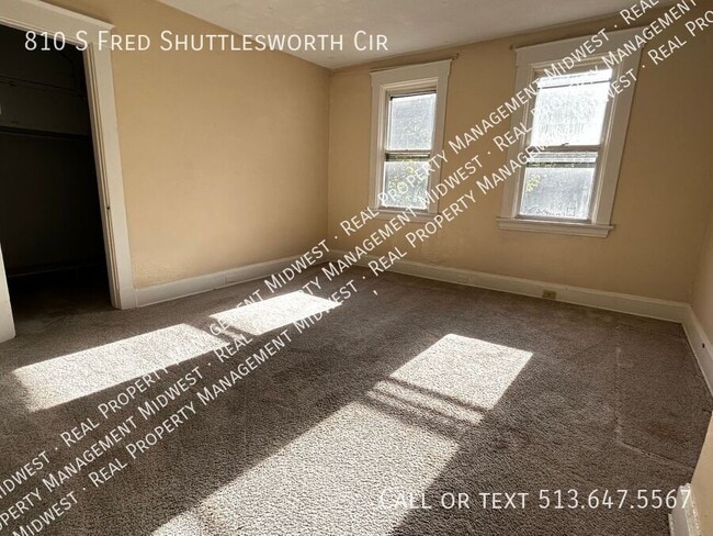 Building Photo - 810 S Fred Shuttlesworth Cir