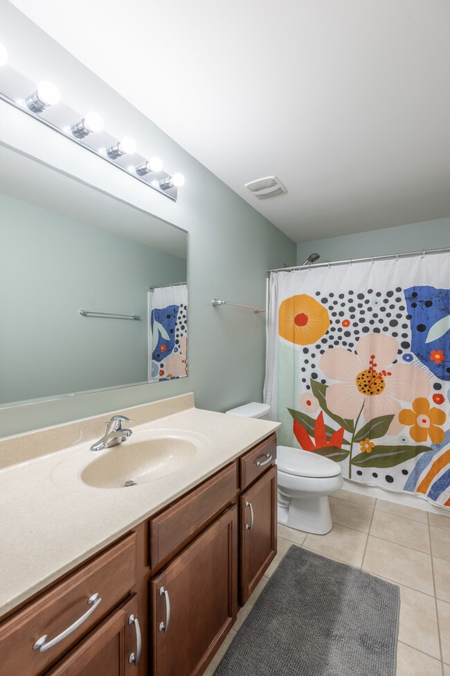 Building Photo - 4333 Schofield Dr