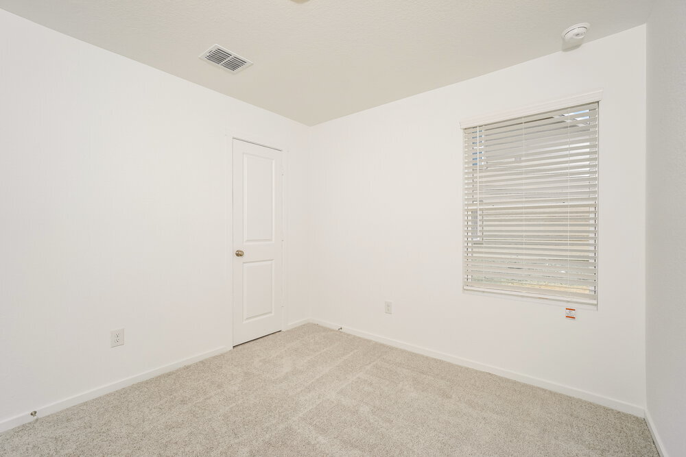 Building Photo - 10051 Mather Way