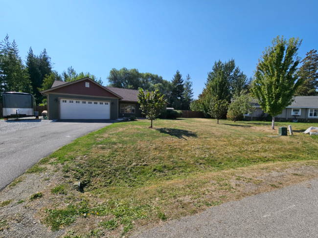 Building Photo - 126 Brittany Loop