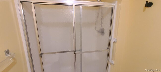 Building Photo - 106 Crystal Hill Ln