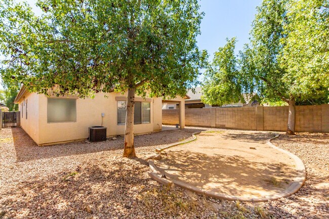 Building Photo - 12520 W Monterosa St