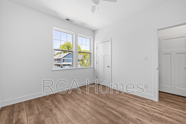 Building Photo - 2735 Guilford Avenue - C