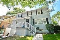 Building Photo - 207 Franklin Ave