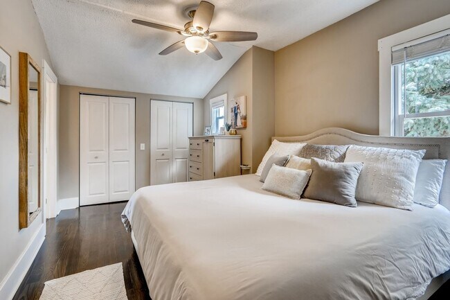 Building Photo - Remodeled Home in Berkeley/Mountain View Neighborhood