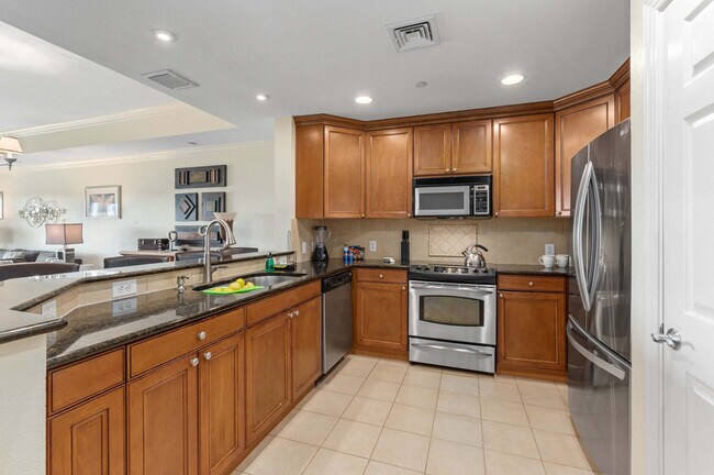 Building Photo - 1360 Centre Ct Ridge Dr
