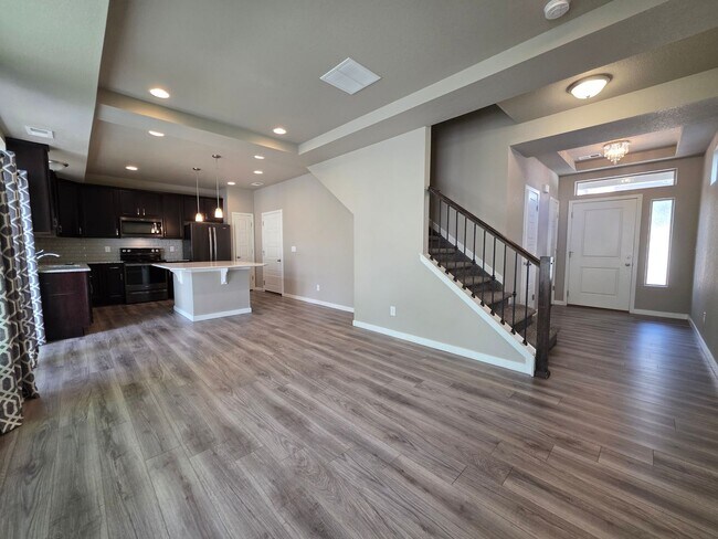 Building Photo - 9216 Timberlake Loop