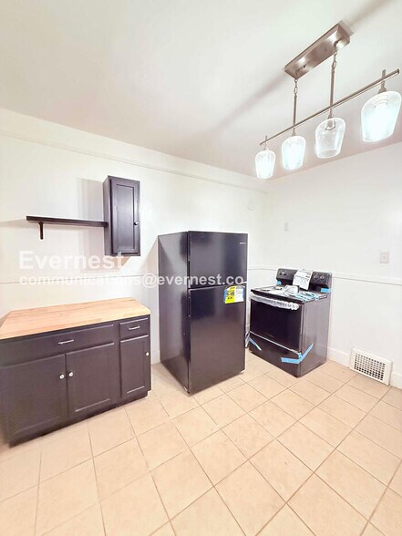 Building Photo - 12701 Northlawn St