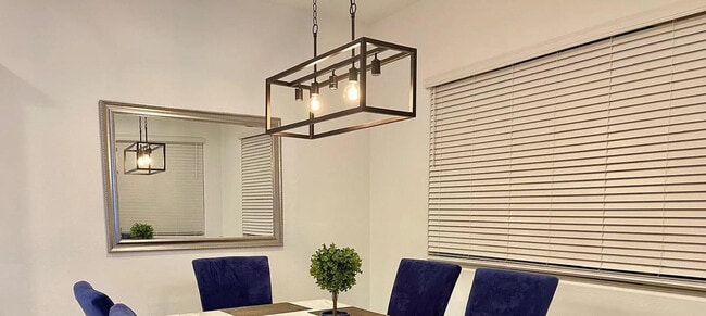 Building Photo - 245 E Scorpio Pl