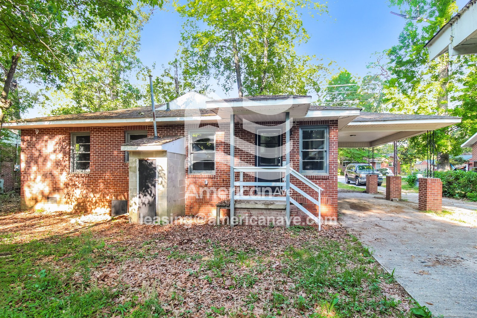 Building Photo - 136 Evergreen St