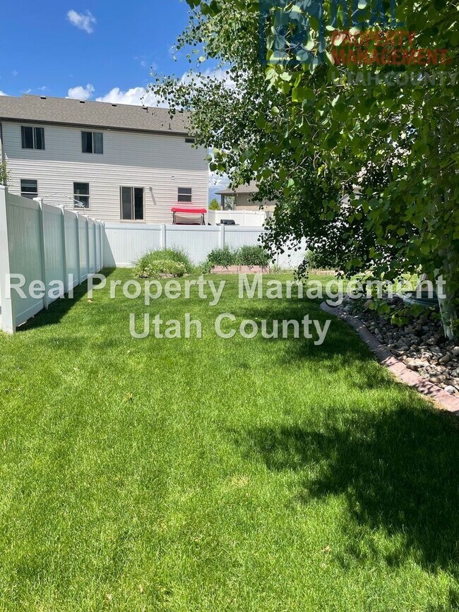 Building Photo - Spanish Fork Home