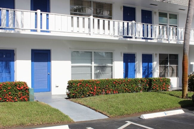 Building Photo - 2929 SE Ocean Blvd