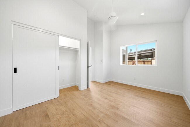 Building Photo - 7714 Alton Dr