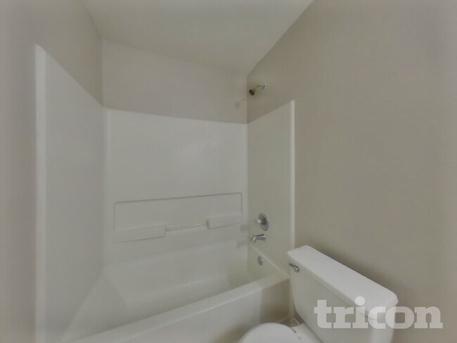 Building Photo - 8227 Radial Ct