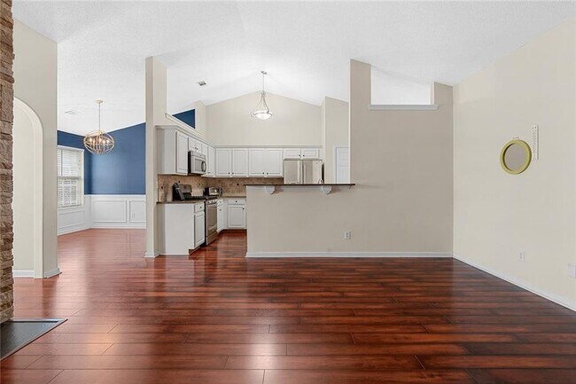 Building Photo - 1755 Arborwood Dr
