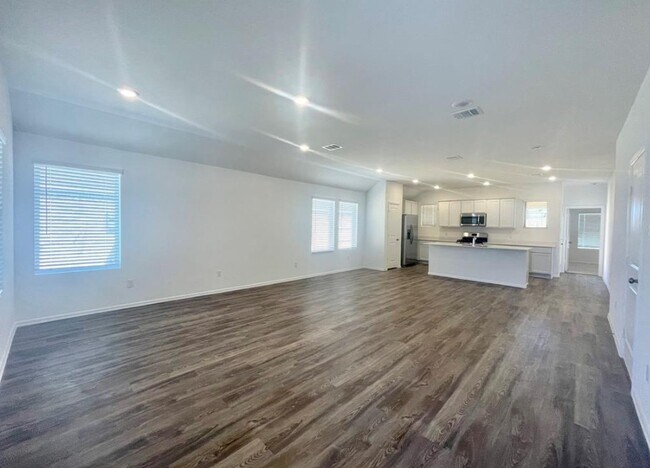 Building Photo - 3619 River Sand Rd