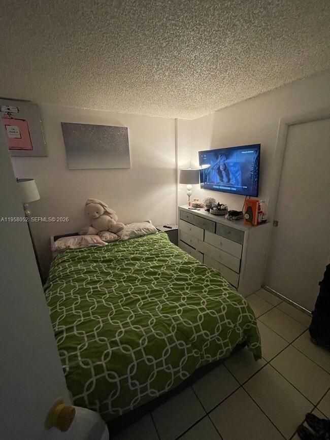 Building Photo - 19781 SW 114th Ave