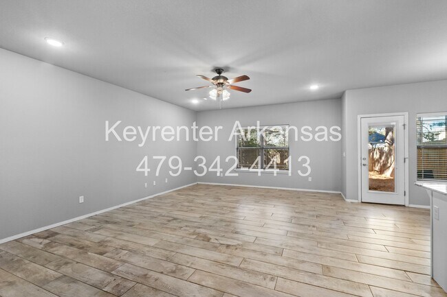 Building Photo - 1225 N Sicily Ln