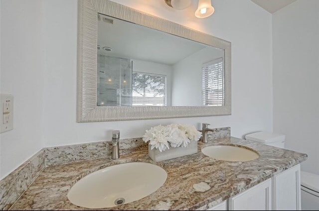 Building Photo - 21415 Somerset Park Ln